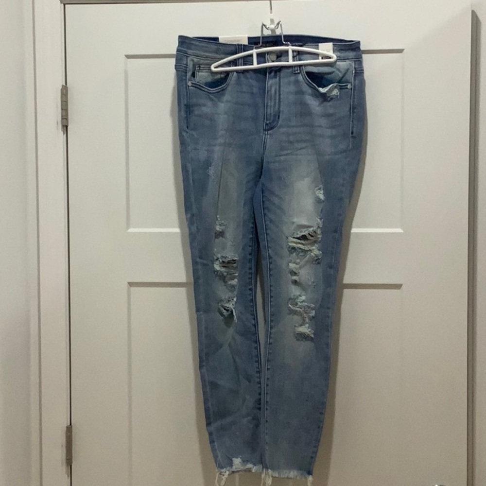 NWT Judy Blue destroyed jeans - Skinny Fit